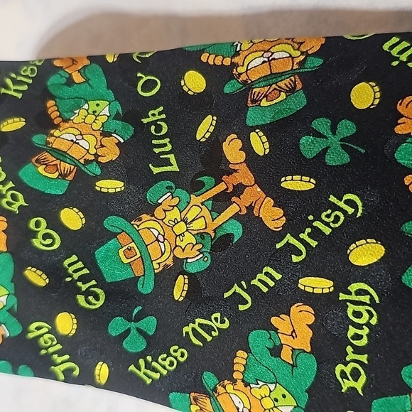 Men's 100% Silk Tie with Unique Irish Garfield - Picture 2 of 5